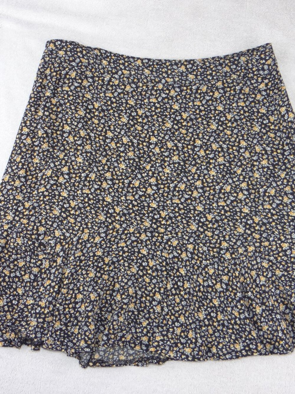 Dress‎ Forum Los Angeles Navy Blue Yellow Floral Ruffle Mini Skirt Small